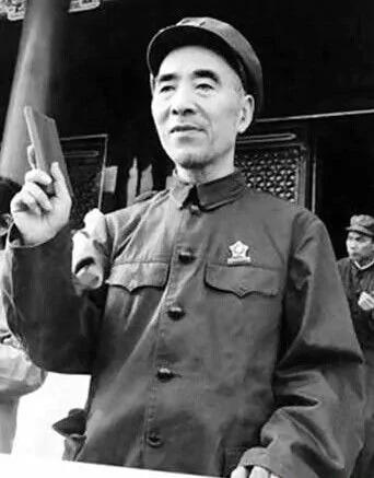 林彪视温度计为命根子 使用之物都规定温度