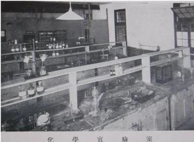 百年前中学课程表惊现上海,那时的学生学些什么?看了深感汗颜!