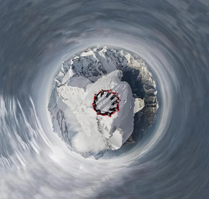 摄影师创意:一组令人惊叹的登山照