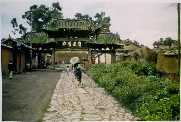 21张美国飞虎队拍摄的珍贵老照片:1949年前中国有多美!看完好想哭