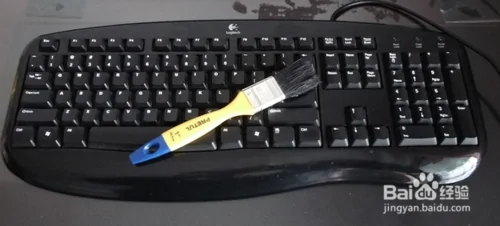 电脑键盘如何清理
