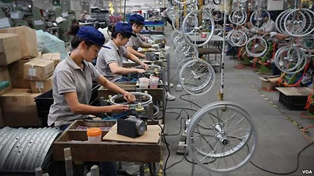 中國工廠女工（資料照片）