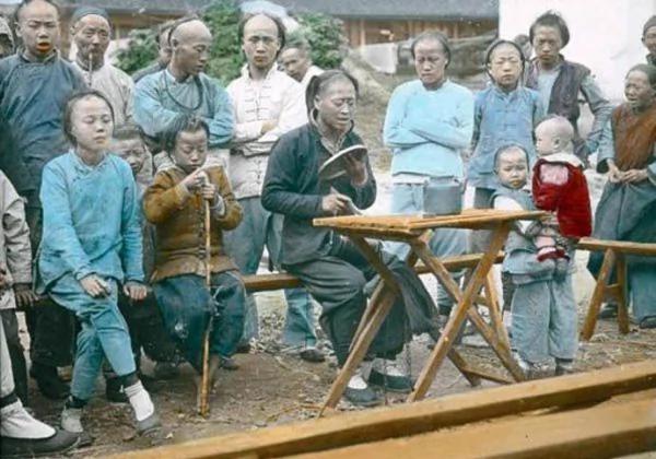 组图:一组罕见的中国晚清上色照!