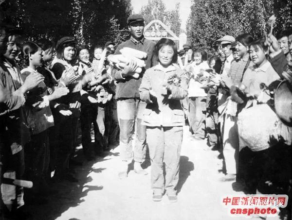 为革命结婚!毛时代结婚都能照些啥相片?