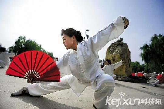 立冬时节话养生 适当进补要运动