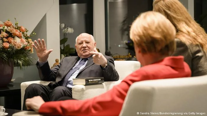 Treffen Michail Gorbatschow und Angela Merkel10.11.2014