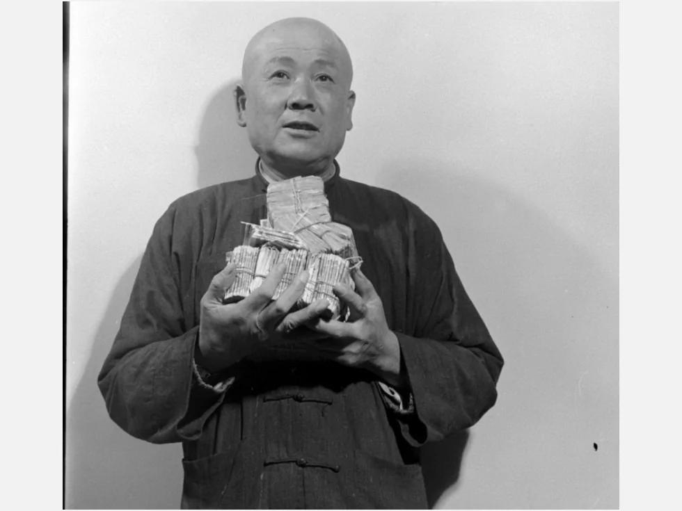 壮观奇景:1948年上海是这样发薪的