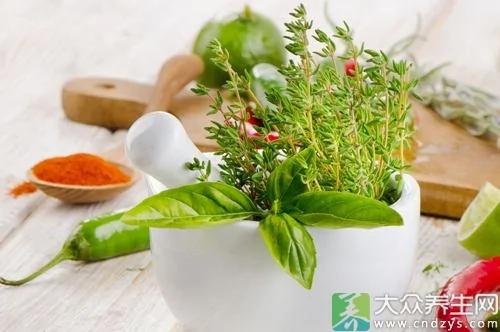 小心了!十种没煮熟蔬菜 比砒霜毒