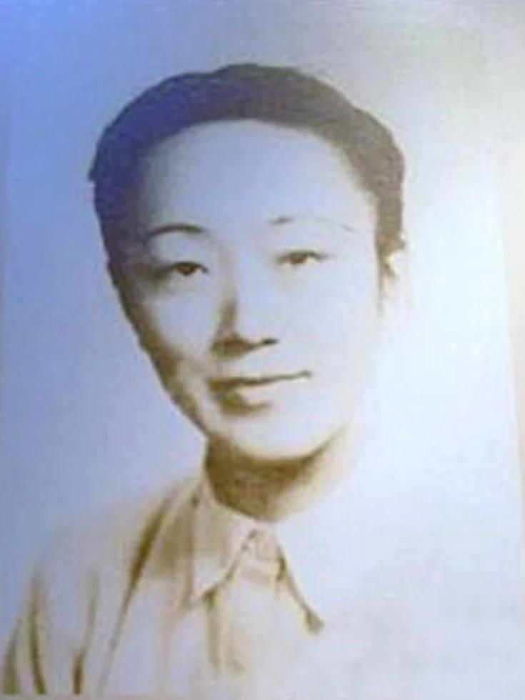 文革期间不忍凌辱含恨自杀的十大美女
