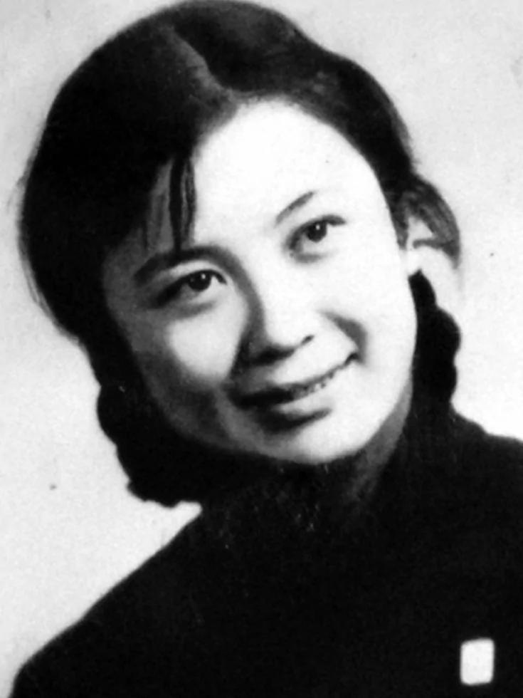 文革期间不忍凌辱含恨自杀的十大美女