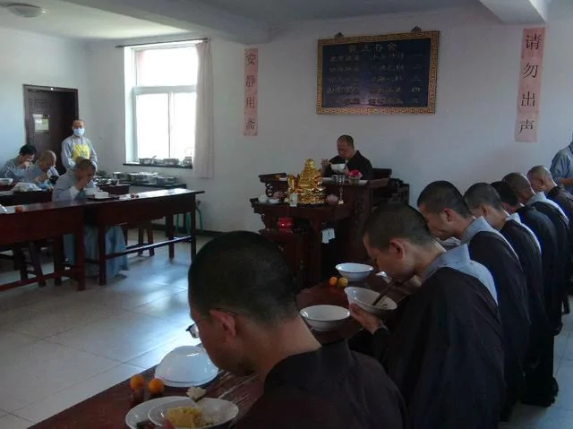 佛教“过午不食”暗含10个养生作用