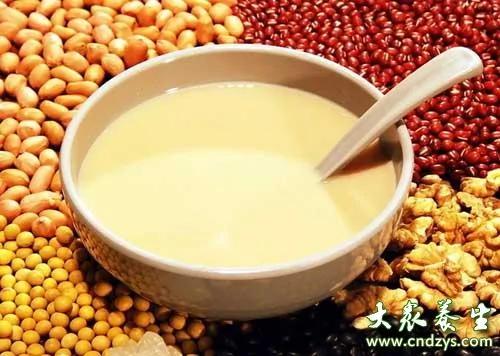 吃完鸡蛋别碰5种食物 小心丧命!!