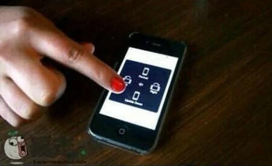 实用的小技巧课堂:手机其实就可以拿来当投影机!