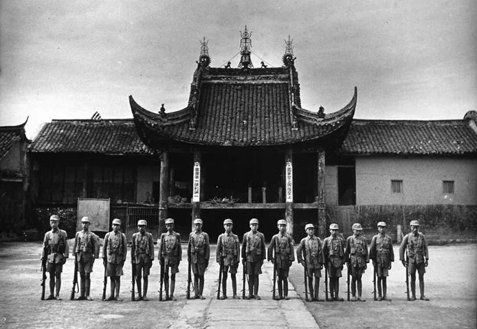 别让抗日神剧给骗了,一个国军老兵告诉你最真实的抗战