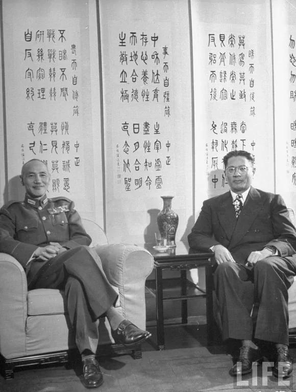官邸“憩庐”内的蒋介石