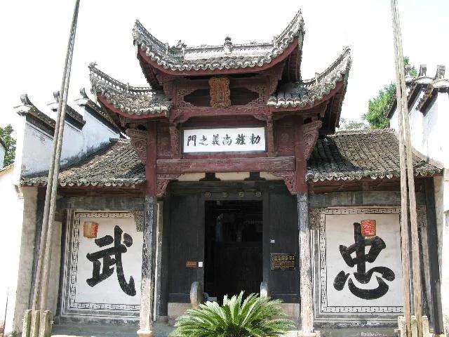 浙江诸葛八卦村进得去出不来?