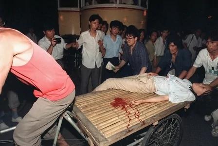 六四 那些被活活烧死的人
