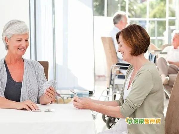 久坐打牌坏处多 有害全身各器官