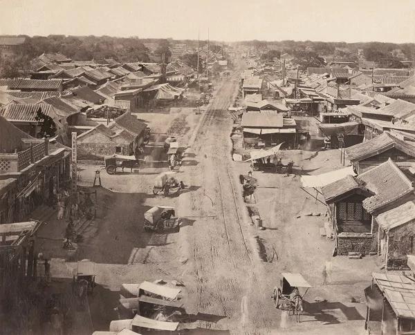 瑞士人镜头下的150年前的中国:宁静低矮