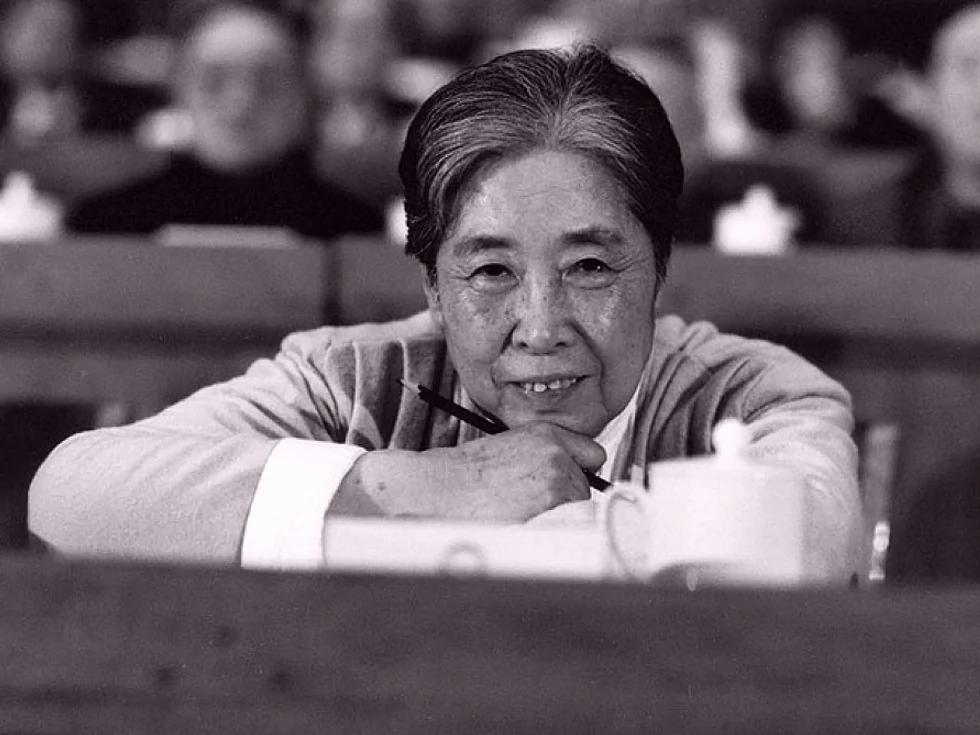 王光美:陆定一夫人写信揭发叶群栽赃我