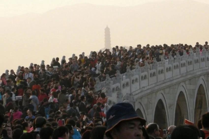 在自拍杆和游客潮诞生之前:清朝时的北京旧照