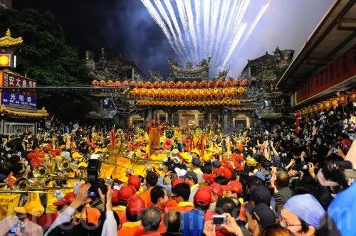 从妈祖遶境看神传文化