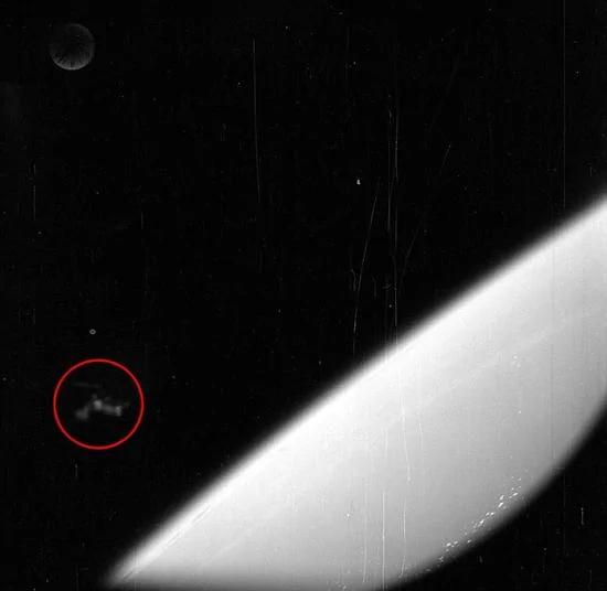 55年前的照片上发现UFO:外星人在监视美国?