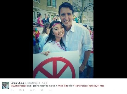 2014年程頌蓮與自由黨議員Justin Trudeau合影。