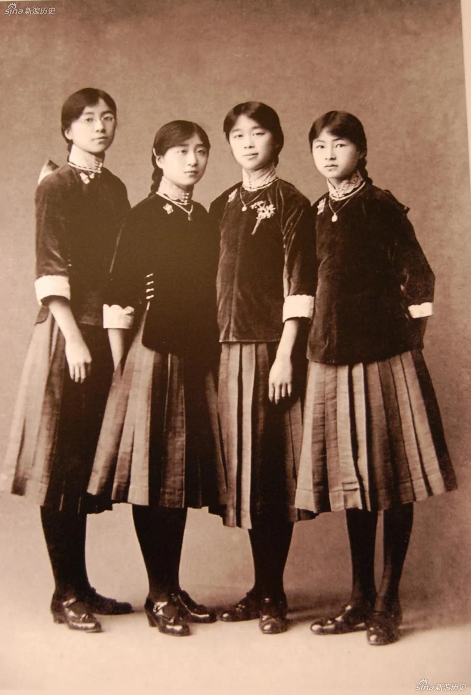 花样年华:永恒在黑白照片中的民国女性