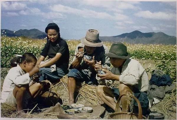 曾经美丽和谐的中国,一组四十年代的彩照