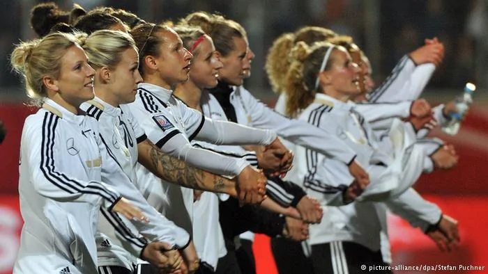 Frauenfußball WM- Qualifikation Deutschland- Irland