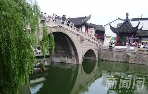 上海440岁古桥老御界桥突然消失工地负责人称不知情
