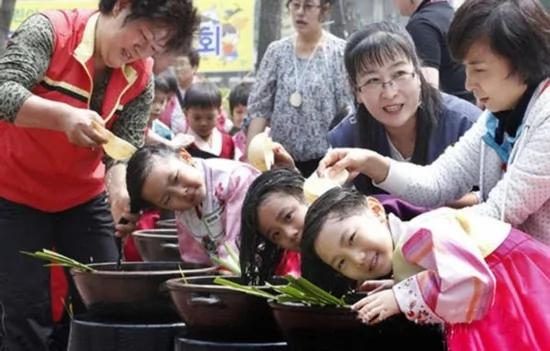 有啥不同?韩国端午祭VS中国端午节 大不同