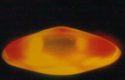 实拍30多年來经典UFO照片