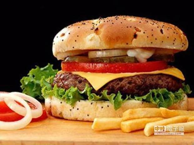 小心 吃这4种食物最容易得胃癌