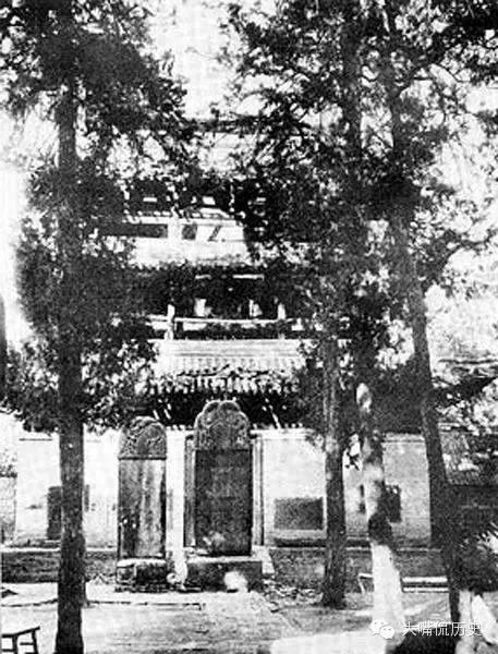 95年前一个日本人在少林寺拍到了什么?现在再也不可能看到了