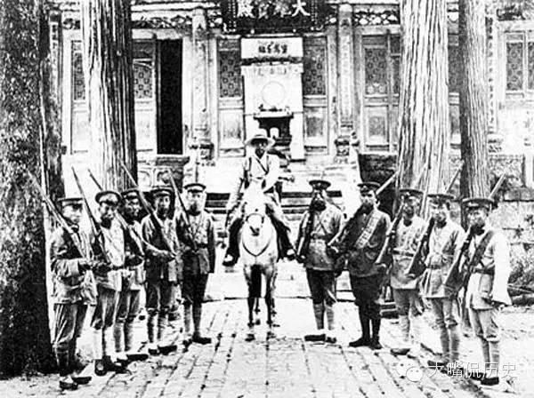 95年前一个日本人在少林寺拍到了什么?现在再也不可能看到了