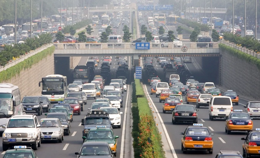 China: automakers could see negative July sales because of stock market rout image