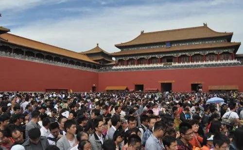 不想再去的10个旅游胜地 原因竟是……