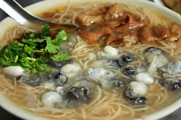 非吃不可的10种台湾美食,挤下鼎泰丰小笼包和吴宝春面包,荣登第一名的竟是。。。!