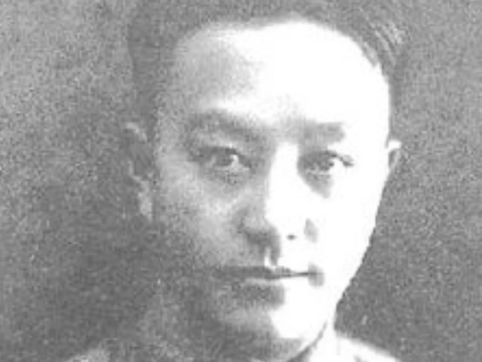 王明以消极抗战为由拒绝发表《论持久战》一文(图)