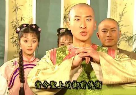 看心机boy福尔康是如何介绍自己的,当年我们还是太单纯了