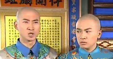 看心机boy福尔康是如何介绍自己的,当年我们还是太单纯了