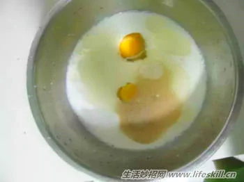 用牛奶、雞蛋做放心的油條
