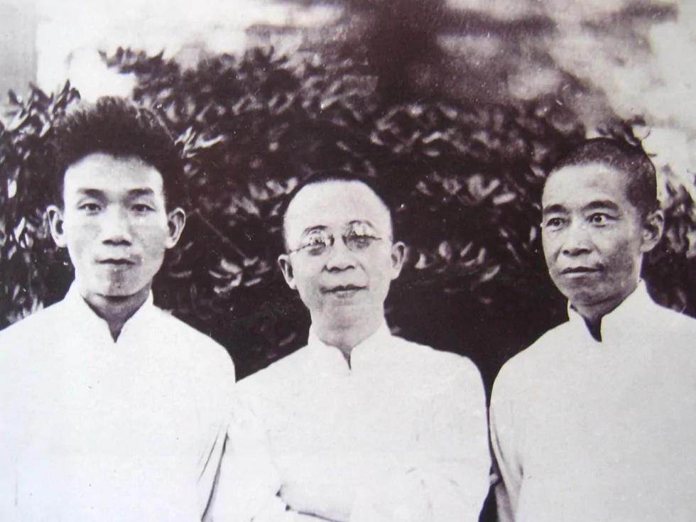 被害谜案:褒贬悬殊的郁达夫