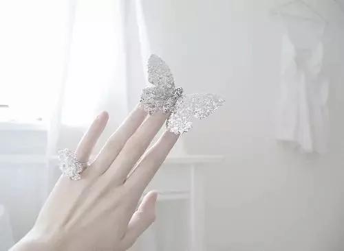 女人佩戴银镯的好处!你知道吗?