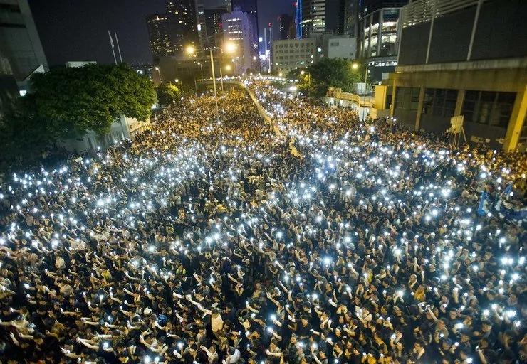30张最震撼人心的照片,见证人类历史