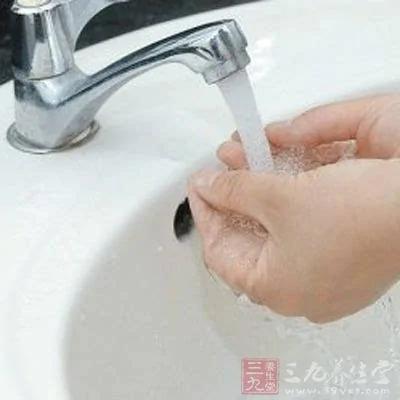 秋季养生小常识 几个神奇妙方让你玩转秋季