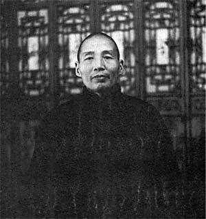 县府房子比学校好 县长就地正法