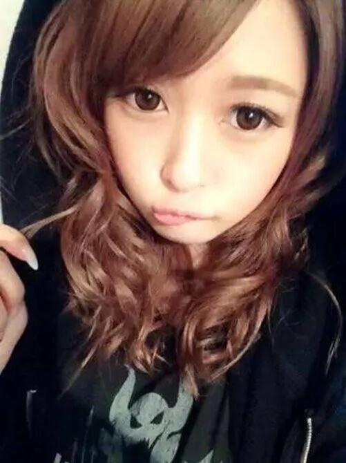 涨姿势!日本妹纸十大自拍经典pose